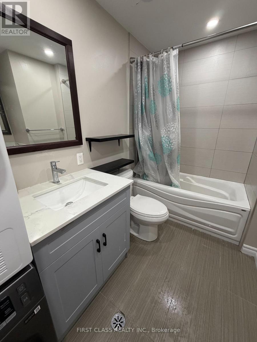 657 Sevilla Park Place, London East, Ontario  N5Y 4H9 - Photo 13 - X13690114