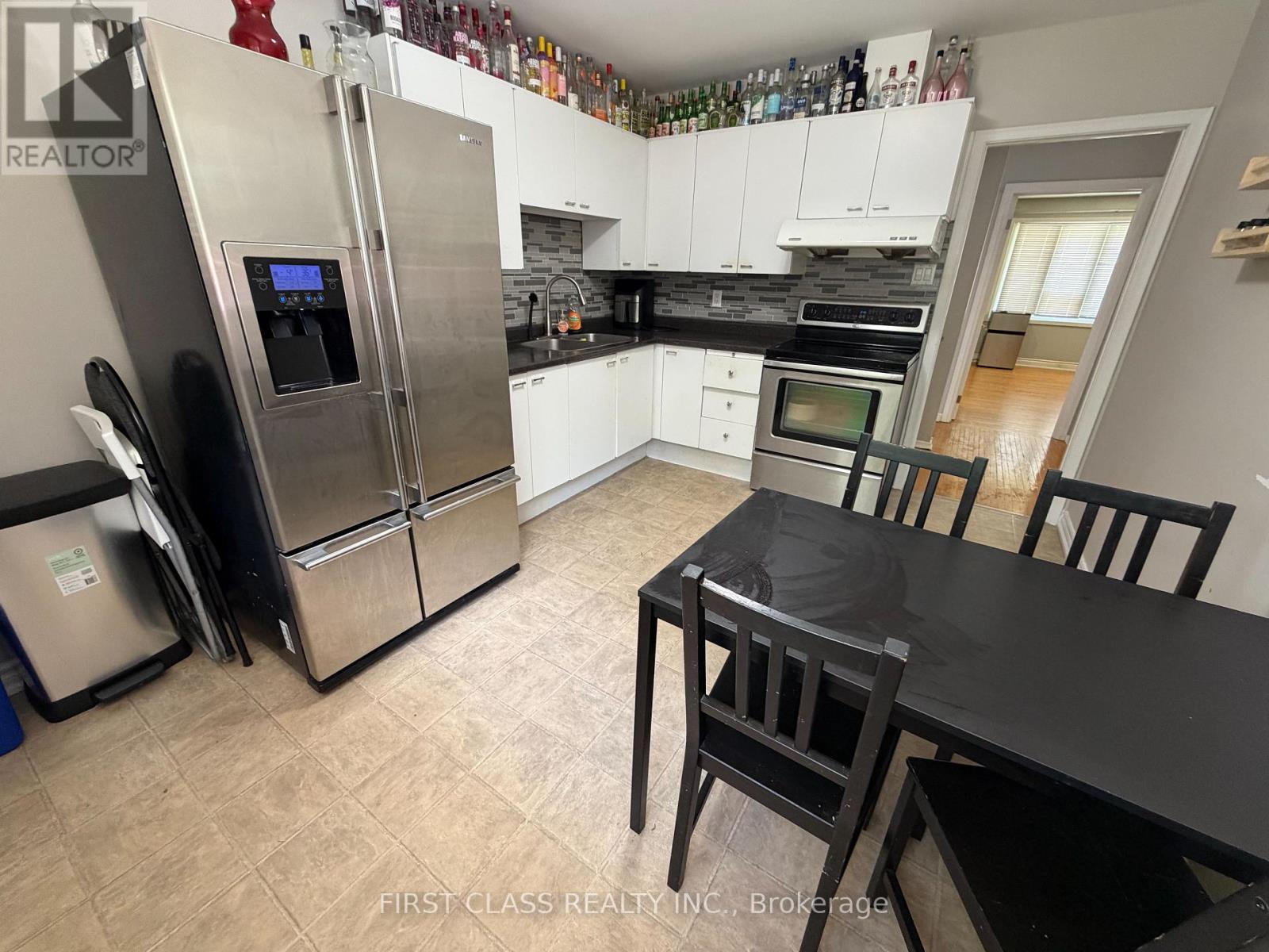 657 Sevilla Park Place, London East, Ontario  N5Y 4H9 - Photo 7 - X13690114