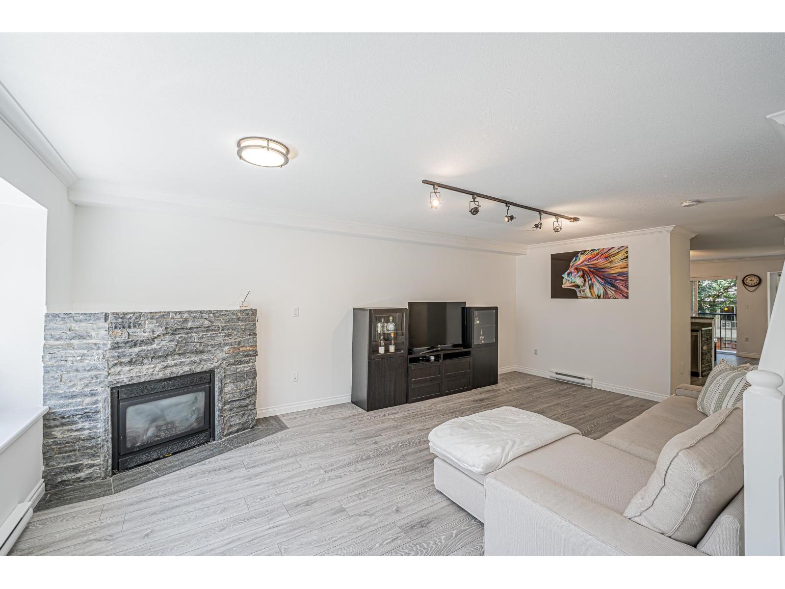 20 8155 164TH STREET, Surrey, British Columbia