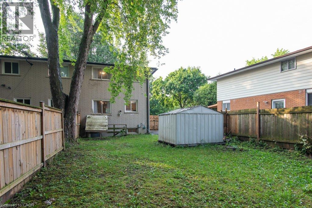 185 Cedarvale Crescent Unit# A, Waterloo, Ontario  N2L 4T3 - Photo 41 - 40853789