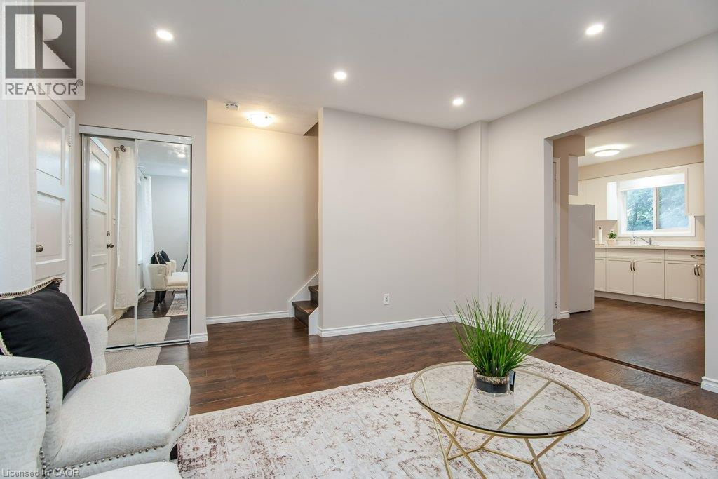 185 Cedarvale Crescent Unit# A, Waterloo, Ontario  N2L 4T3 - Photo 6 - 40853789