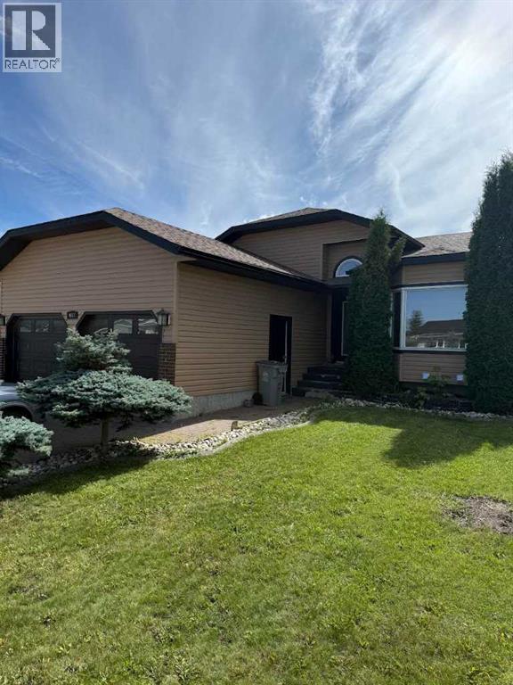 9617 64 Avenue N, Grande Prairie, Alberta