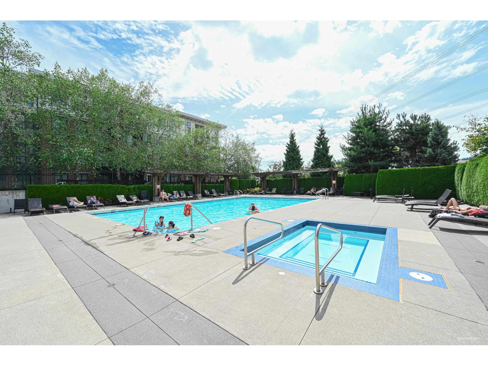 402 15138 34 Avenue, Surrey, British Columbia  V3Z 0N7 - Photo 2 - R3156985