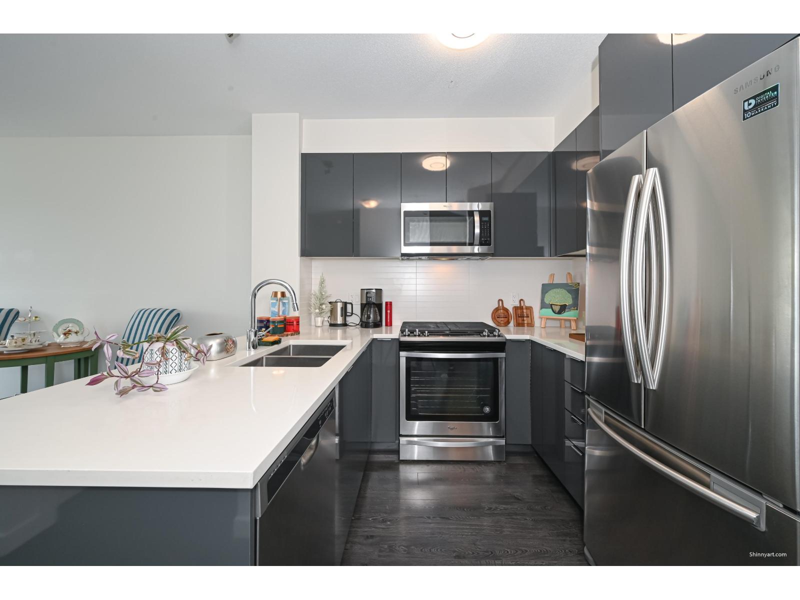 402 15138 34 Avenue, Surrey, British Columbia V3Z 0N7 - Photo 13 - R3156985