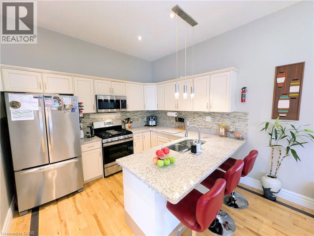 7 Campbell Avenue, Hamilton, Ontario  L8L 2M7 - Photo 7 - 40856725