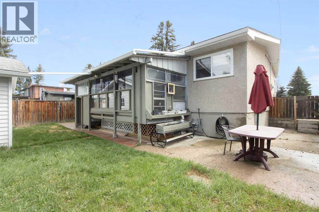 1622 Strathcona Street, Crossfield, Alberta  T0M 0S0 - Photo 28 - A2310933