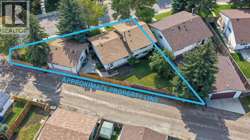 71 Templewood Road NE, Calgary, Alberta  T1Y 4B1 - Photo 2 - A2338156