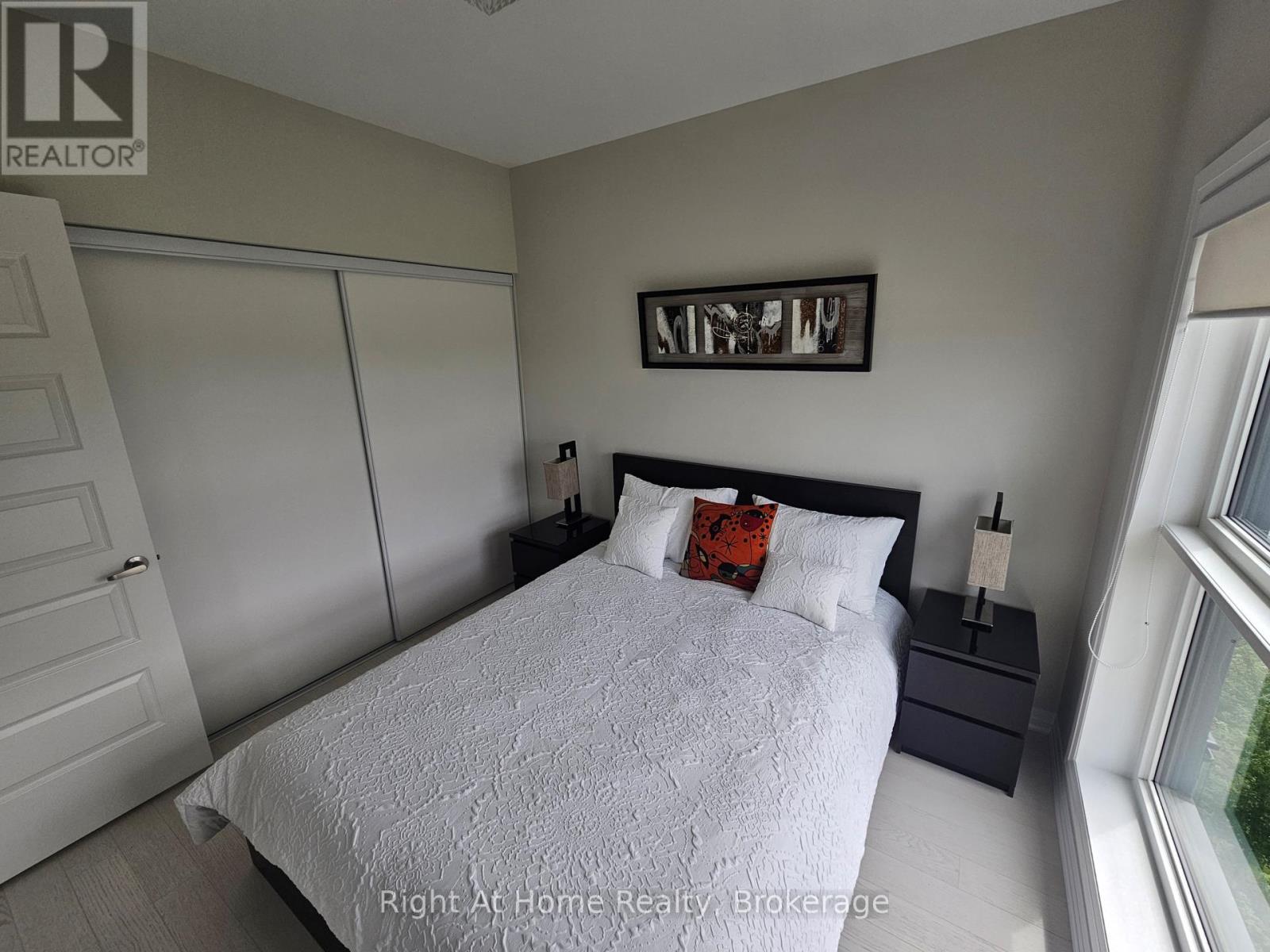 527 - 102 Grovewood Common, Oakville, Ontario  L6H 0X2 - Photo 7 - W13690166