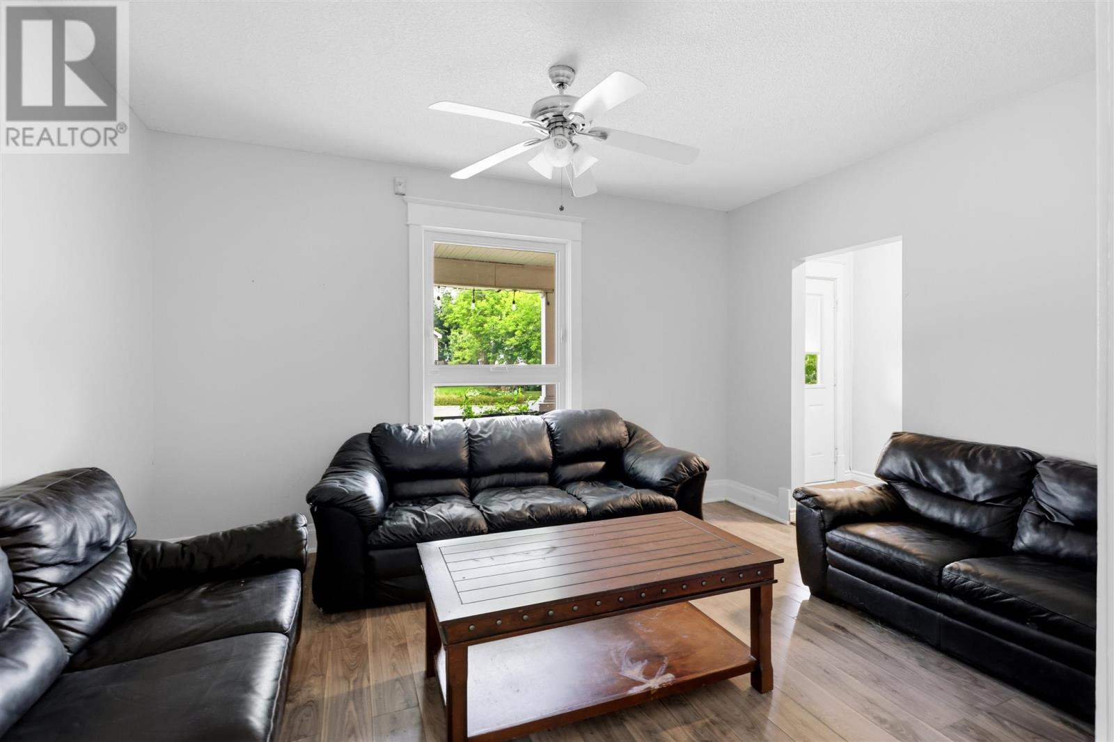 393 Bush St, Sault Ste. Marie, Ontario  P6C 3H2 - Photo 5 - SM261903