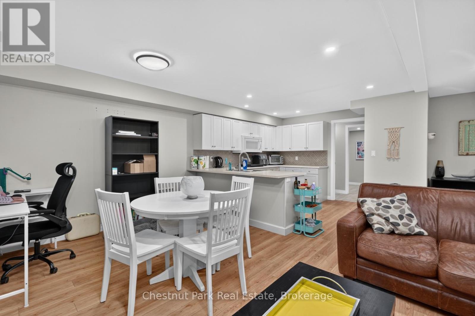 7 Stormont Court, Bracebridge (Monck (Bracebridge)), Ontario  P1L 0B7 - Photo 35 - X13690176