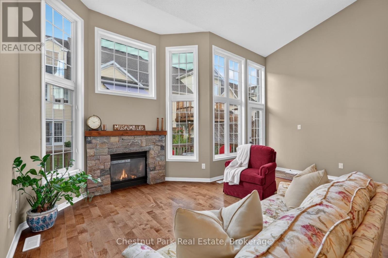 7 Stormont Court, Bracebridge (Monck (Bracebridge)), Ontario  P1L 0B7 - Photo 8 - X13690176