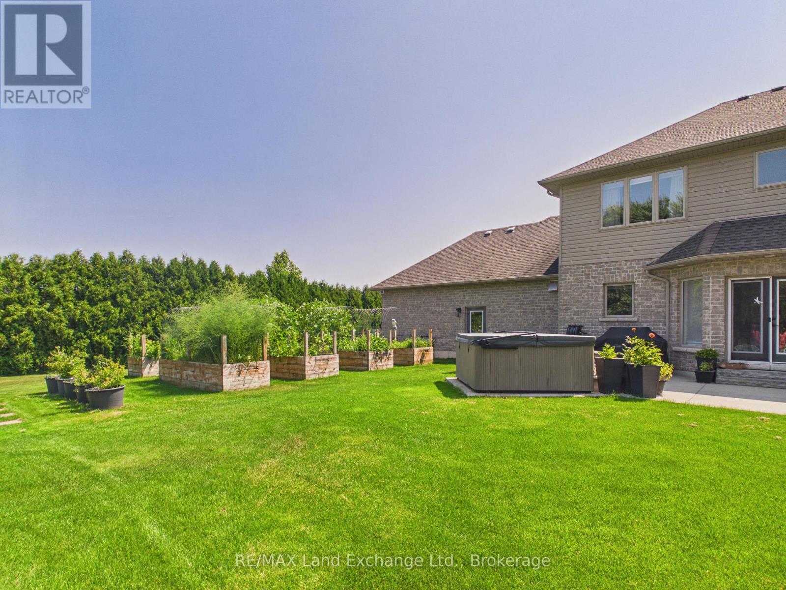 4 Scott Crescent, Huron-Kinloss, Ontario  N2Z 0C6 - Photo 35 - X13690192