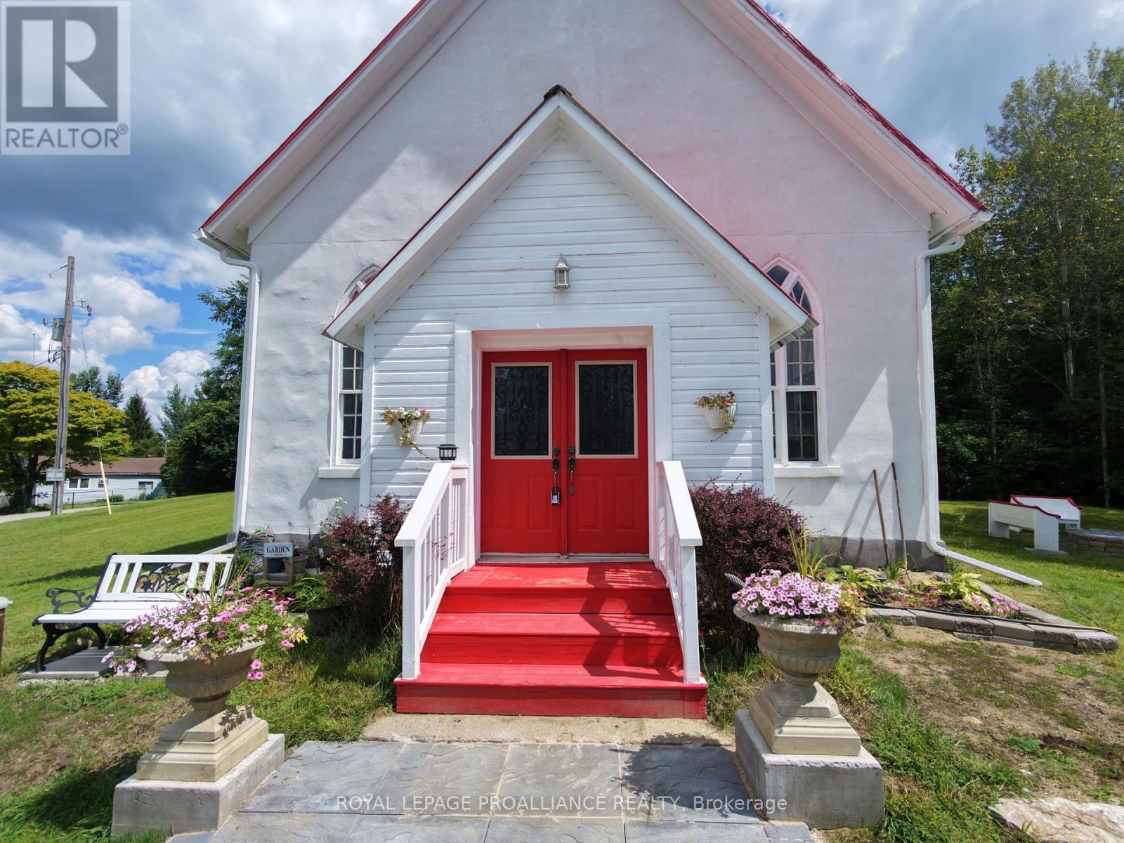 5898 County Rd 6 Road, Elizabethtown-Kitley, Ontario  K6V 5T5 - Photo 3 - X13563192