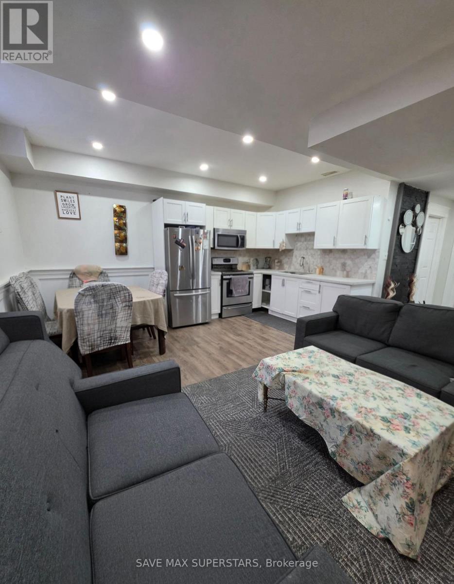 Lower - 133 The Queensway Way, Barrie, Ontario  L4M 0B4 - Photo 10 - S13687994