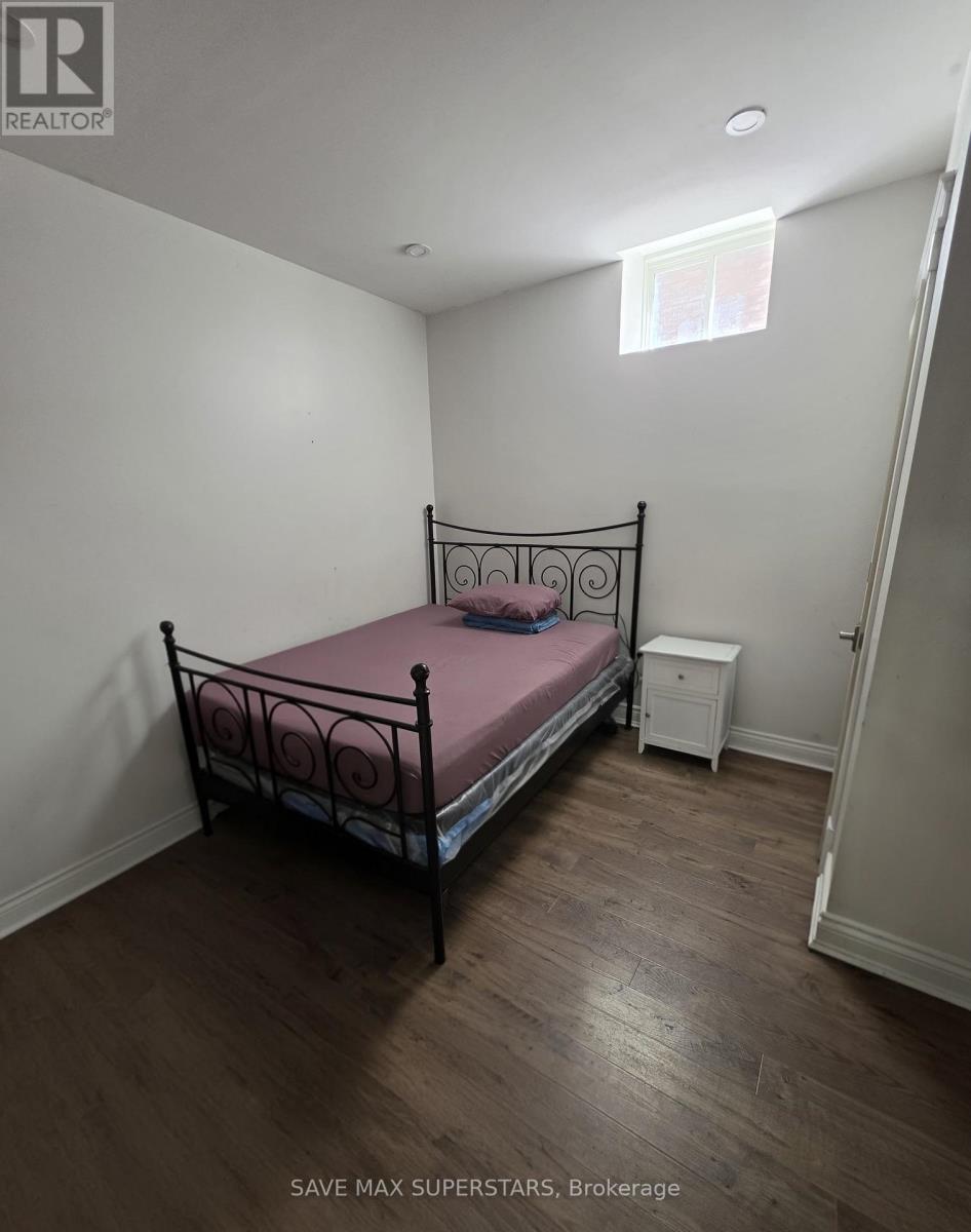 Lower - 133 The Queensway Way, Barrie, Ontario  L4M 0B4 - Photo 15 - S13687994