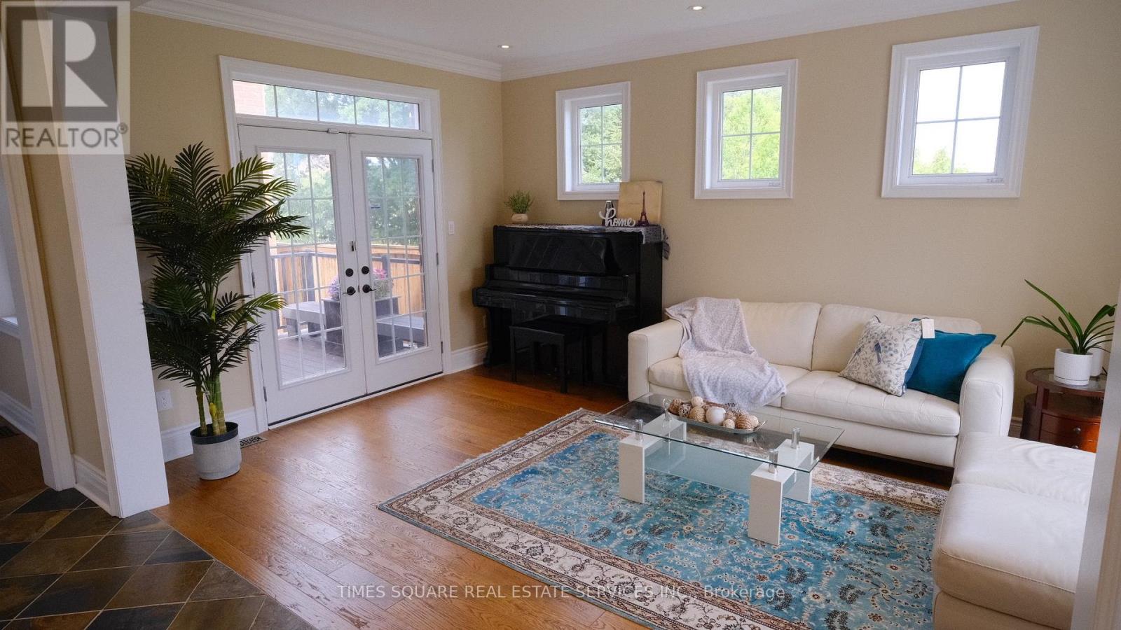 39 Gillings Street, Markham, Ontario  L6C 0G1 - Photo 5 - N13682914
