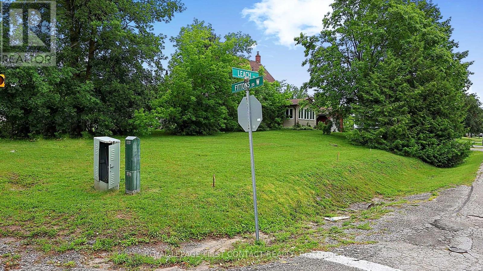43 Fittons Road W, Orillia, Ontario  L3V 3T7 - Photo 4 - S13661072