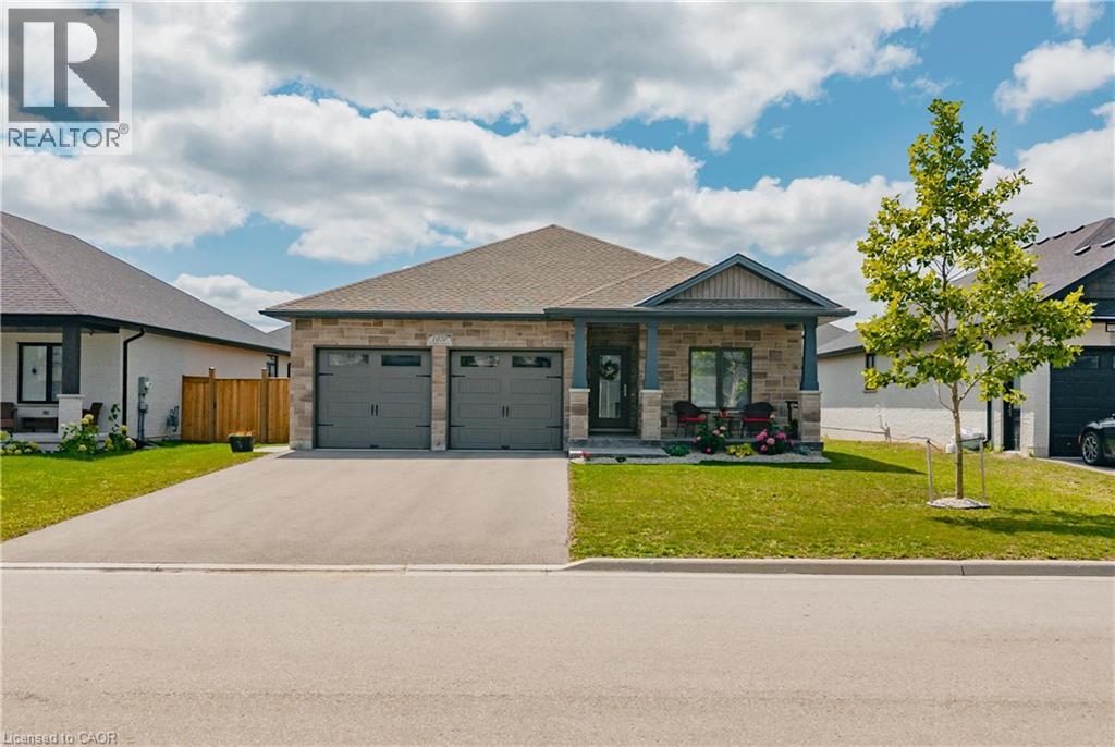1070 Evans Street W, Listowel, Ontario  N4W 0J9 - Photo 3 - 40856349