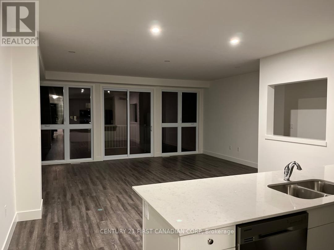 93 - 234 Edgevalley Road, London North, Ontario  N5V 0E3 - Photo 5 - X13690186