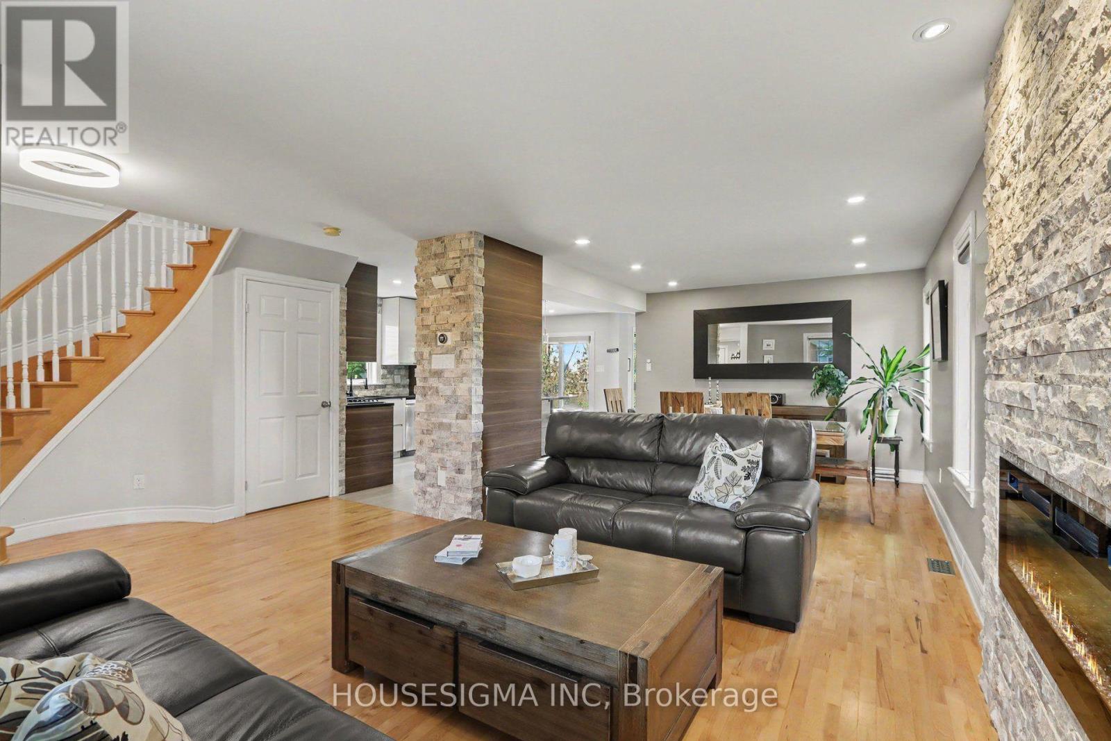 101 Kittiwake Drive, Ottawa, Ontario  K2S 1Z8 - Photo 5 - X13690164