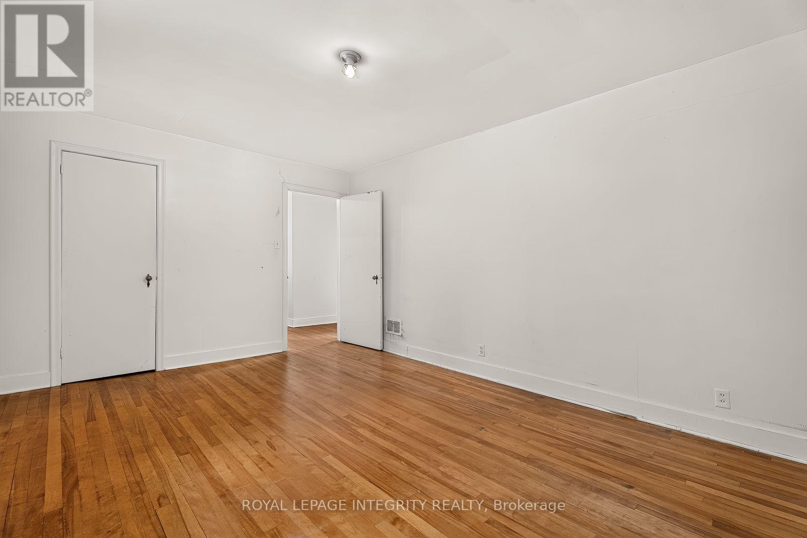 11 Toronto Street, Ottawa, Ontario  K1S 0N1 - Photo 38 - X13690190