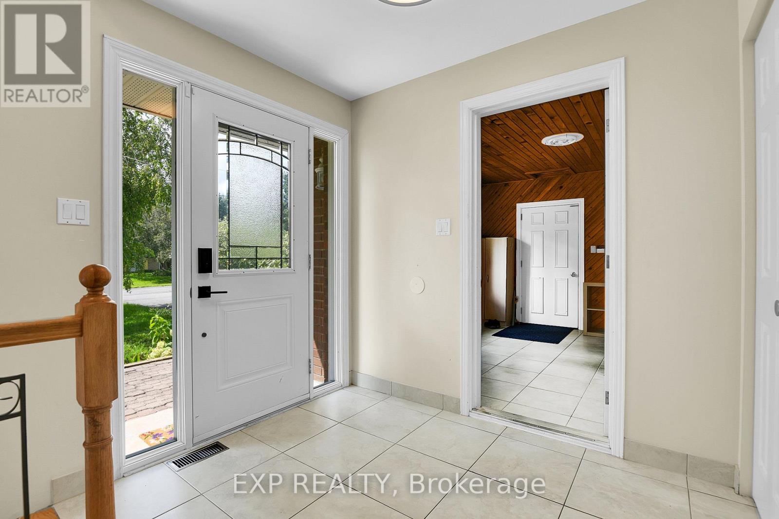 1383 Keswick Drive, Ottawa, Ontario  K4P 1A8 - Photo 3 - X13690234