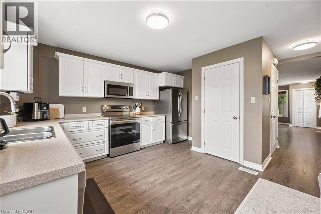 266 Dufferin Street Unit# 9, Stratford, Ontario  N5A 2H2 - Photo 12 - 40856762