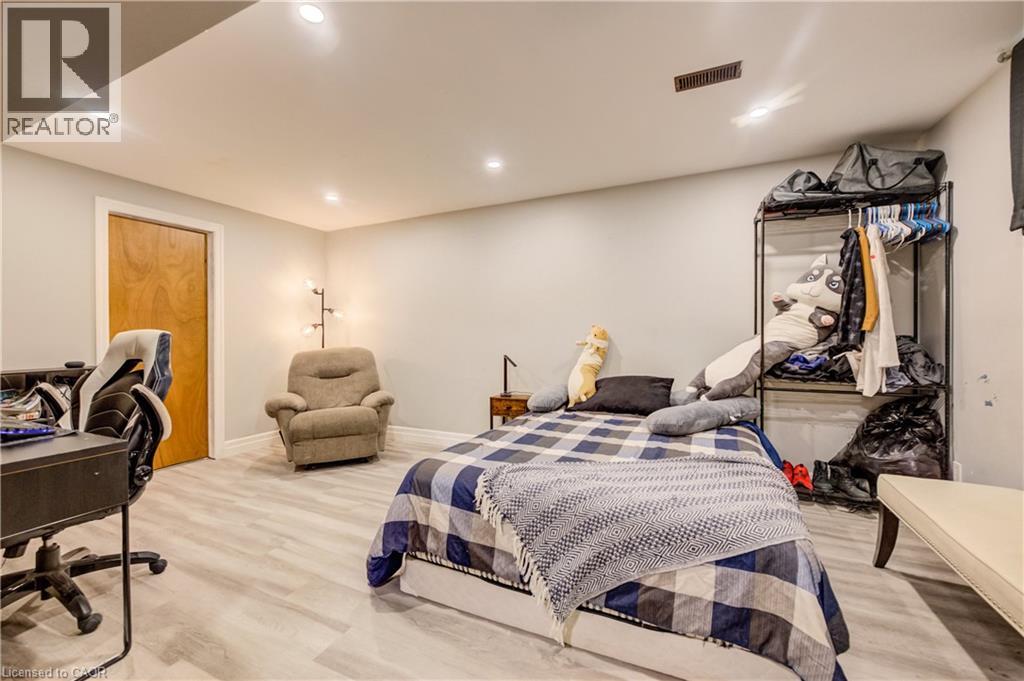 316 Ristau Place S, Kitchener, Ontario  N2E 3B2 - Photo 23 - 40856573