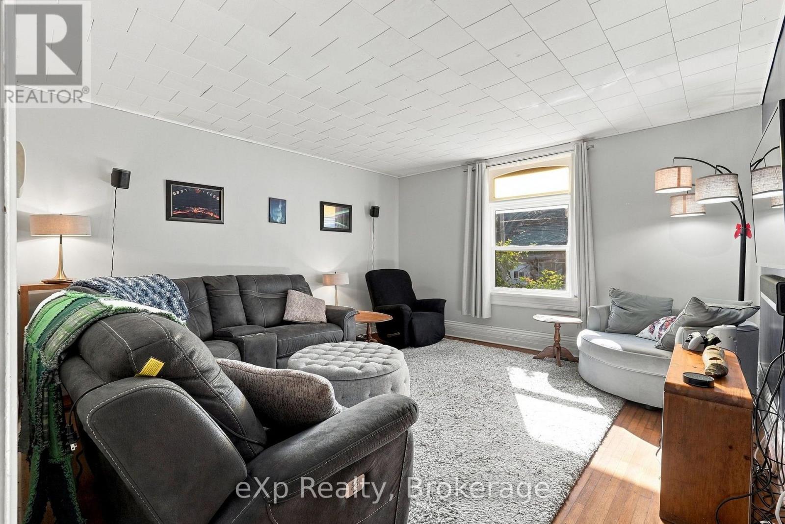 173 Birmingham Street E, Wellington North (Mount Forest), Ontario  N0G 2L2 - Photo 11 - X13690240