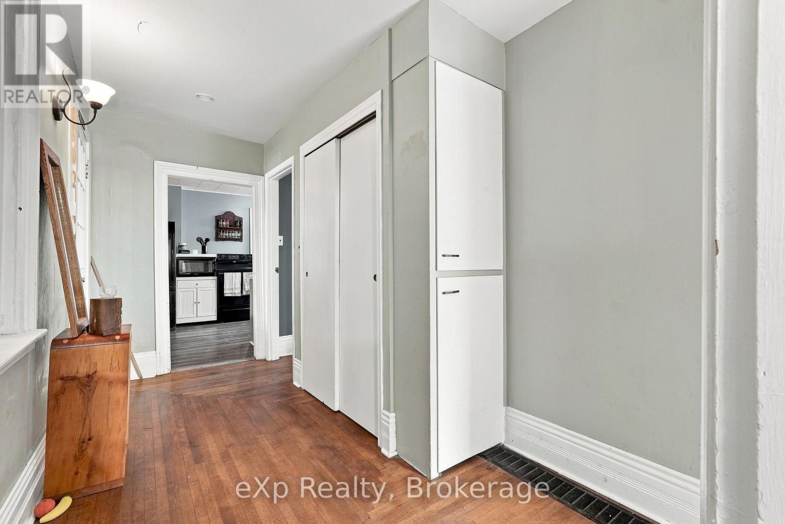 173 Birmingham Street E, Wellington North (Mount Forest), Ontario  N0G 2L2 - Photo 13 - X13690240