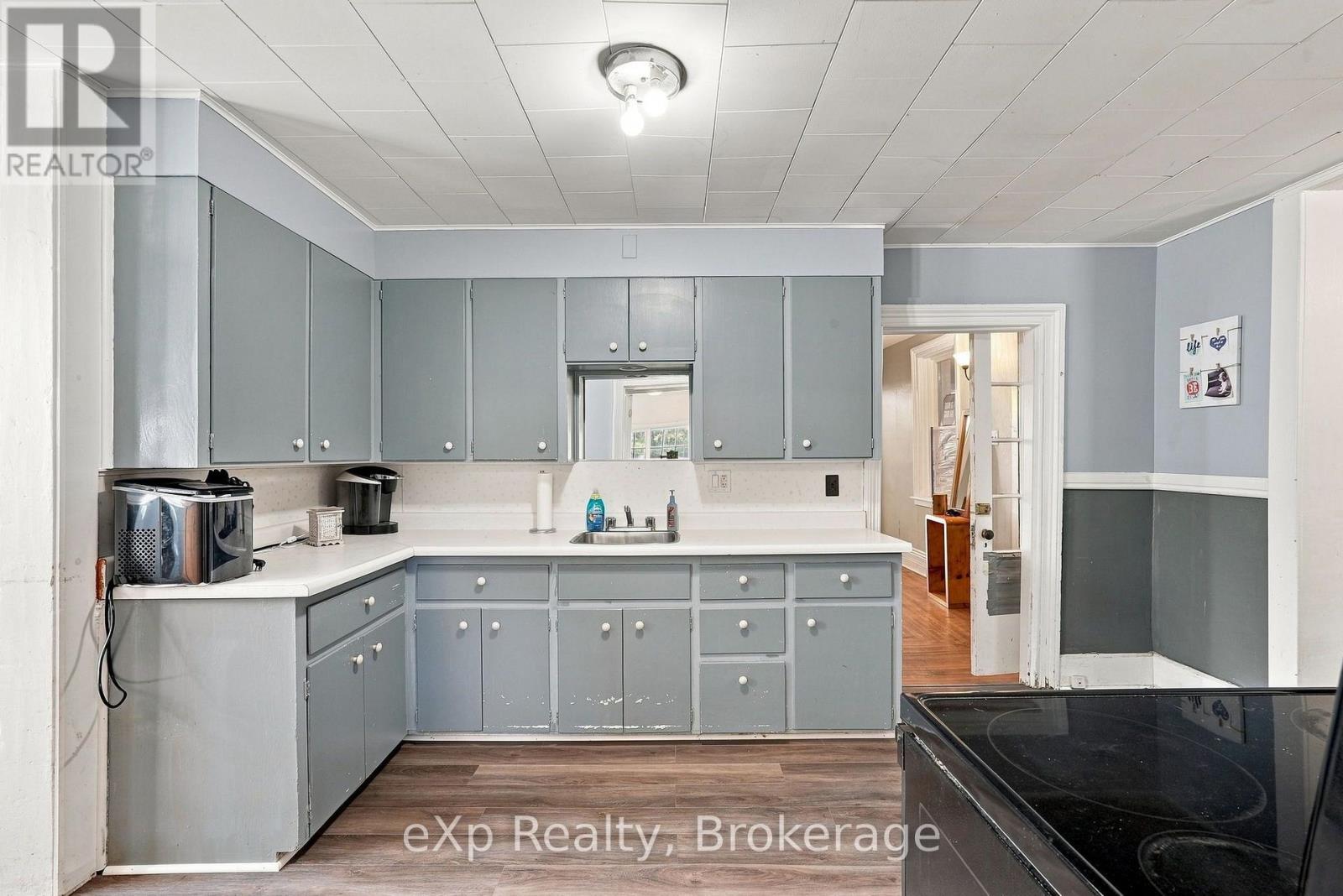 173 Birmingham Street E, Wellington North (Mount Forest), Ontario  N0G 2L2 - Photo 18 - X13690240