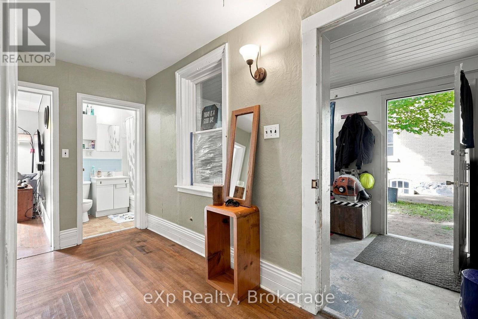 173 Birmingham Street E, Wellington North (Mount Forest), Ontario  N0G 2L2 - Photo 8 - X13690240