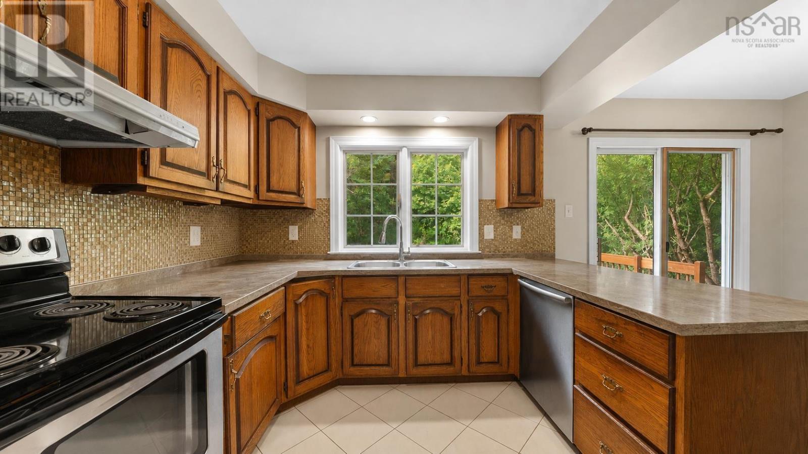 47 Forest Road, Dartmouth, Nova Scotia  B2Y 4G5 - Photo 31 - 202620917