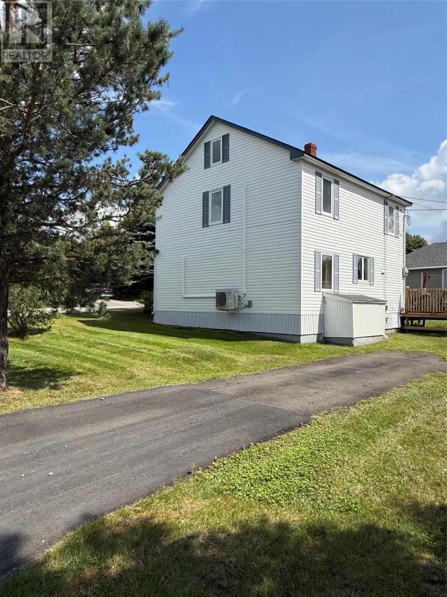 12 Exploits Avenue, Grand Falls-Windsor, Newfoundland & Labrador  A2A 1M2 - Photo 4 - 1301870