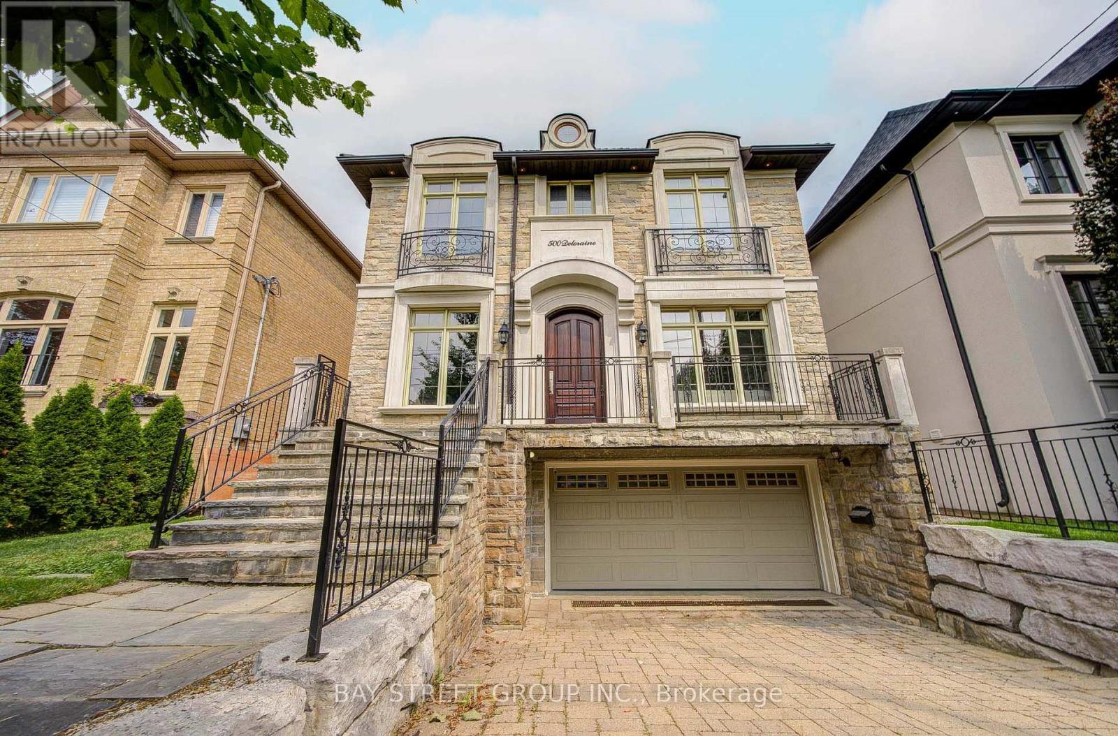 <div class="slider-price">$3,288,000</div><p>500 Deloraine Avenue, Toronto, Ontario</p>