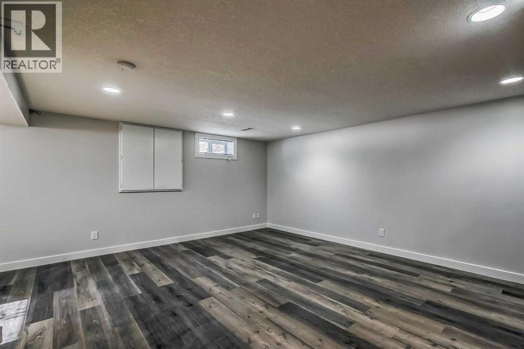 23 Cheltenham Road NW, Calgary, Alberta  T2L 0M4 - Photo 36 - A2283265
