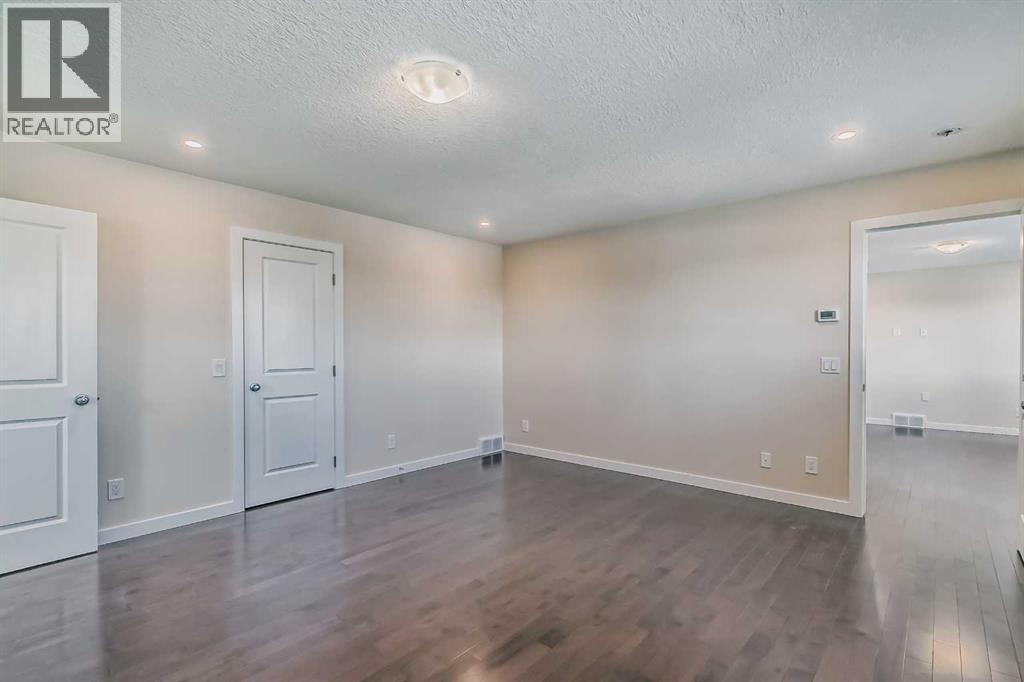 23 Cheltenham Road NW, Calgary, Alberta  T2L 0M4 - Photo 33 - A2283265