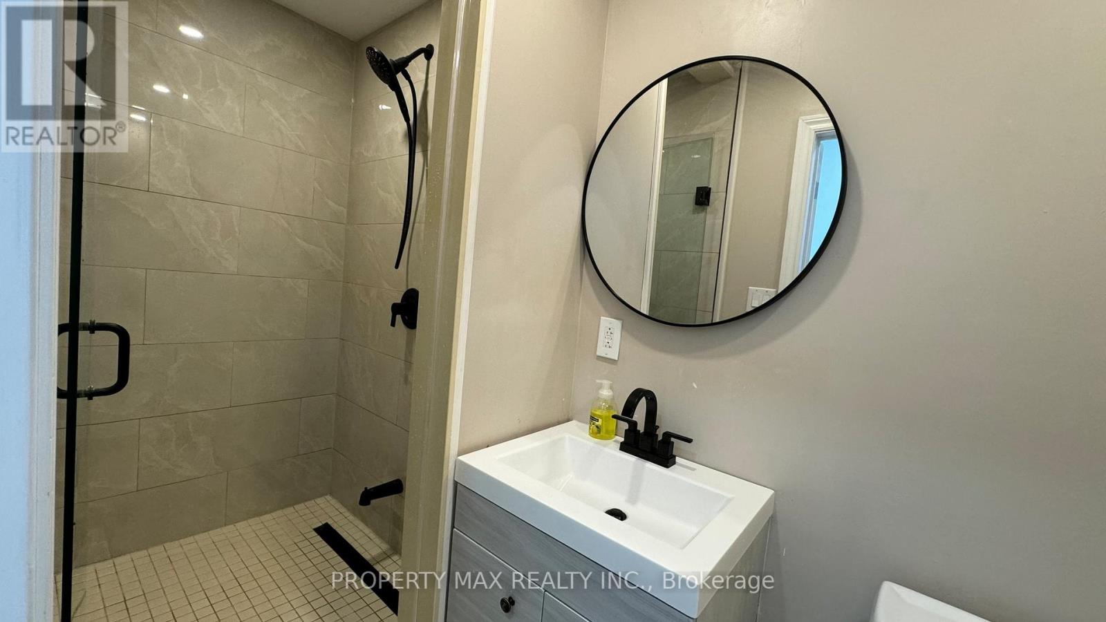 Bsmt - 30 Glenabbey Drive, Clarington, Ontario  L1E 1B8 - Photo 5 - E13690208