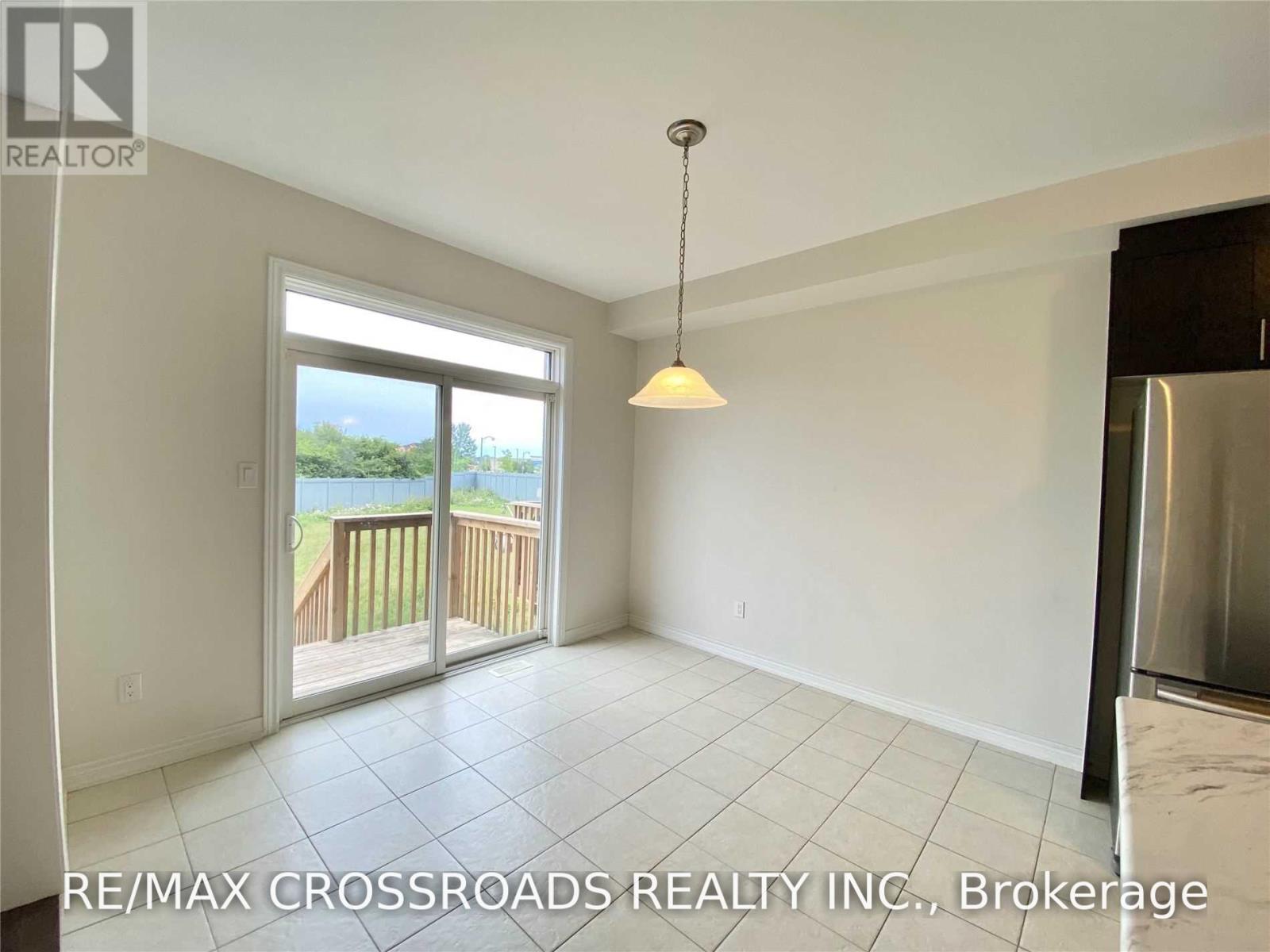 172 Decast Crescent, Markham, Ontario  L6B 1N8 - Photo 11 - N13690152
