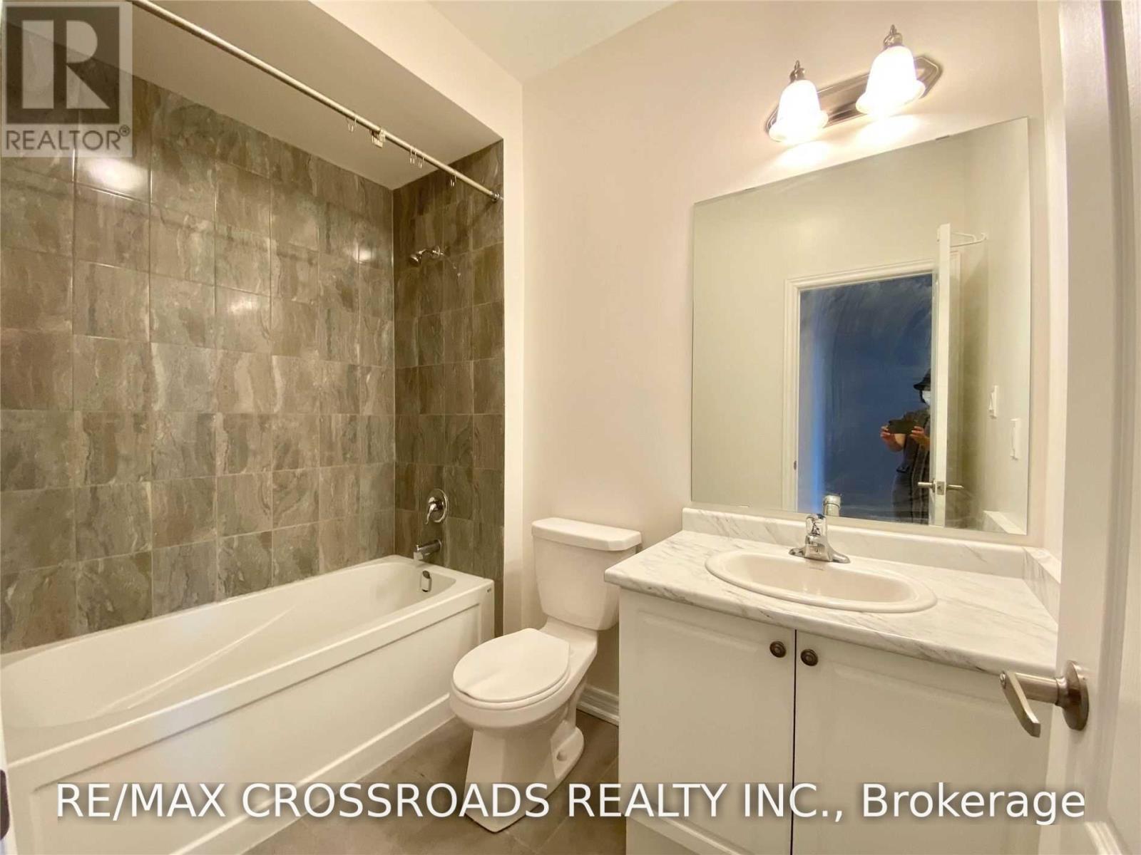 172 Decast Crescent, Markham, Ontario  L6B 1N8 - Photo 23 - N13690152