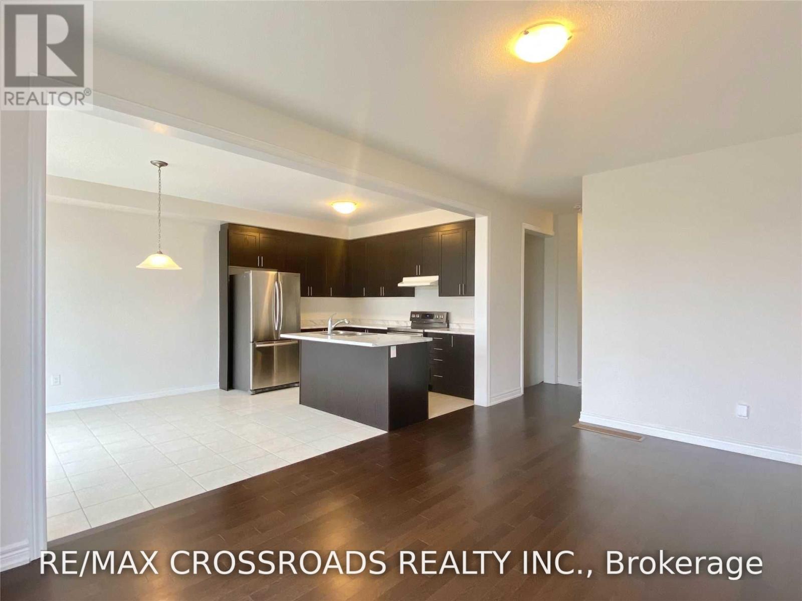 172 Decast Crescent, Markham, Ontario  L6B 1N8 - Photo 4 - N13690152