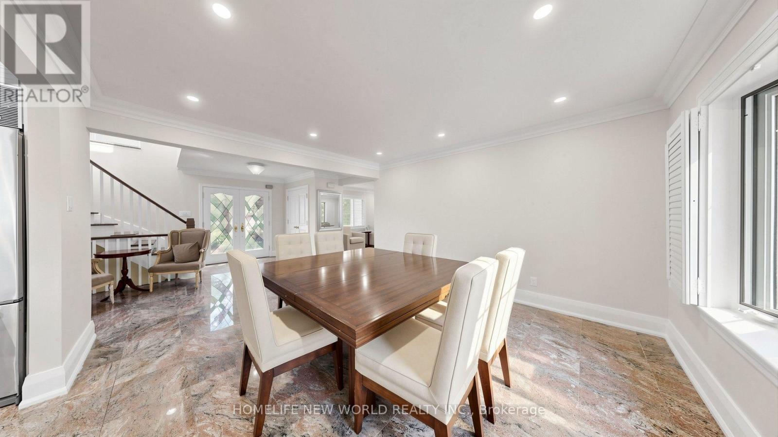 38 Old English Lane, Markham, Ontario  L3T 2T9 - Photo 17 - N13690156
