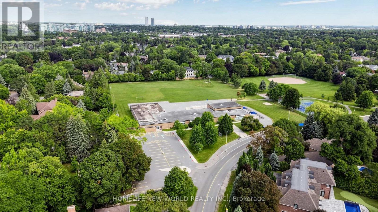 38 Old English Lane, Markham, Ontario  L3T 2T9 - Photo 47 - N13690156
