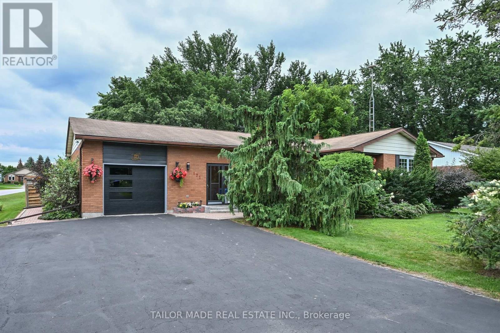 171 MURPHY ROAD, Essa, Ontario
