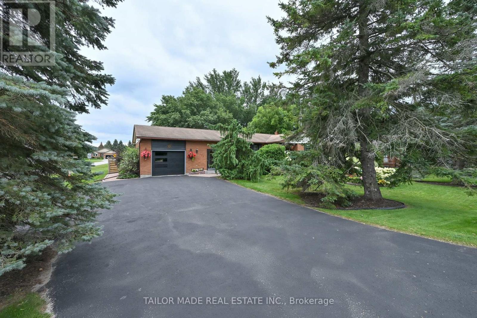 171 Murphy Road, Essa, Ontario  L3W 0A2 - Photo 2 - N13690182