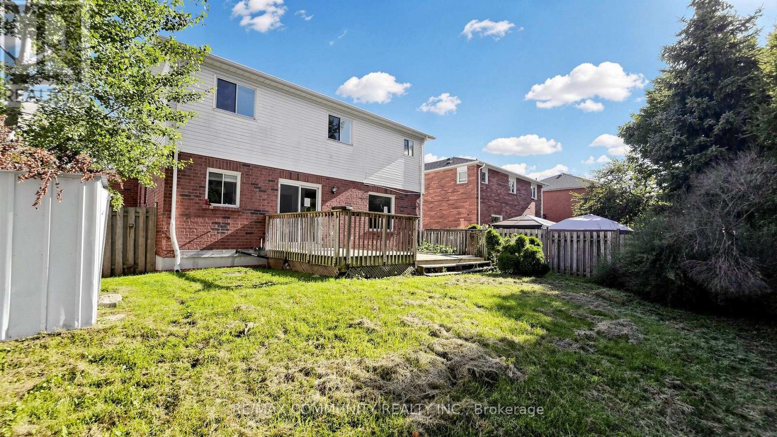 38 Iveagh Drive, Georgina, Ontario  L4P 3X3 - Photo 39 - N13690206
