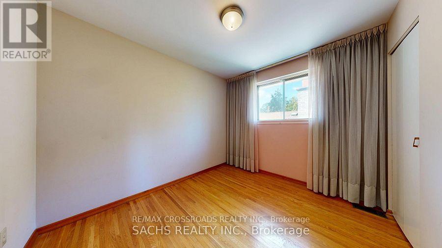 Upper - 377 Crosby Avenue, Richmond Hill, Ontario  L4C 2R8 - Photo 18 - N13690238
