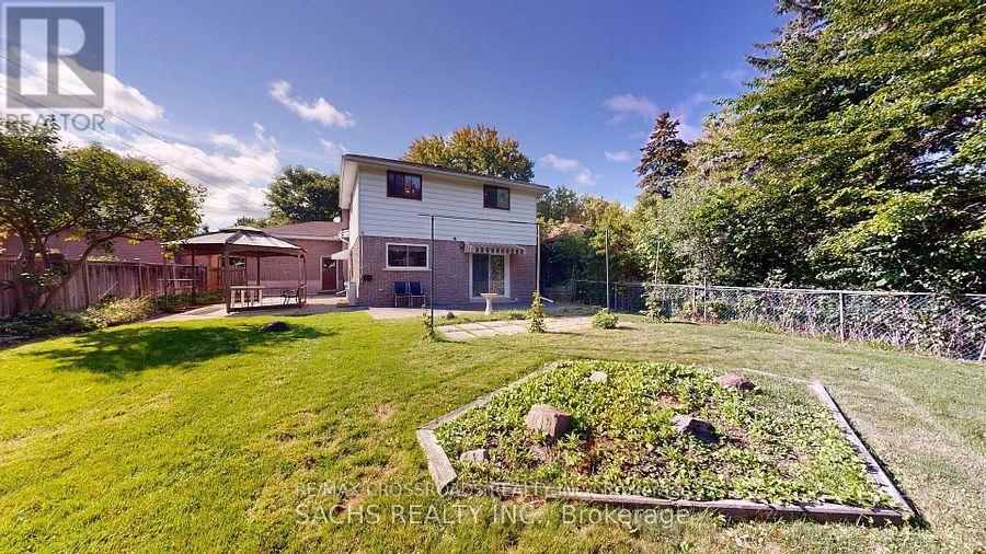Upper - 377 Crosby Avenue, Richmond Hill, Ontario  L4C 2R8 - Photo 19 - N13690238