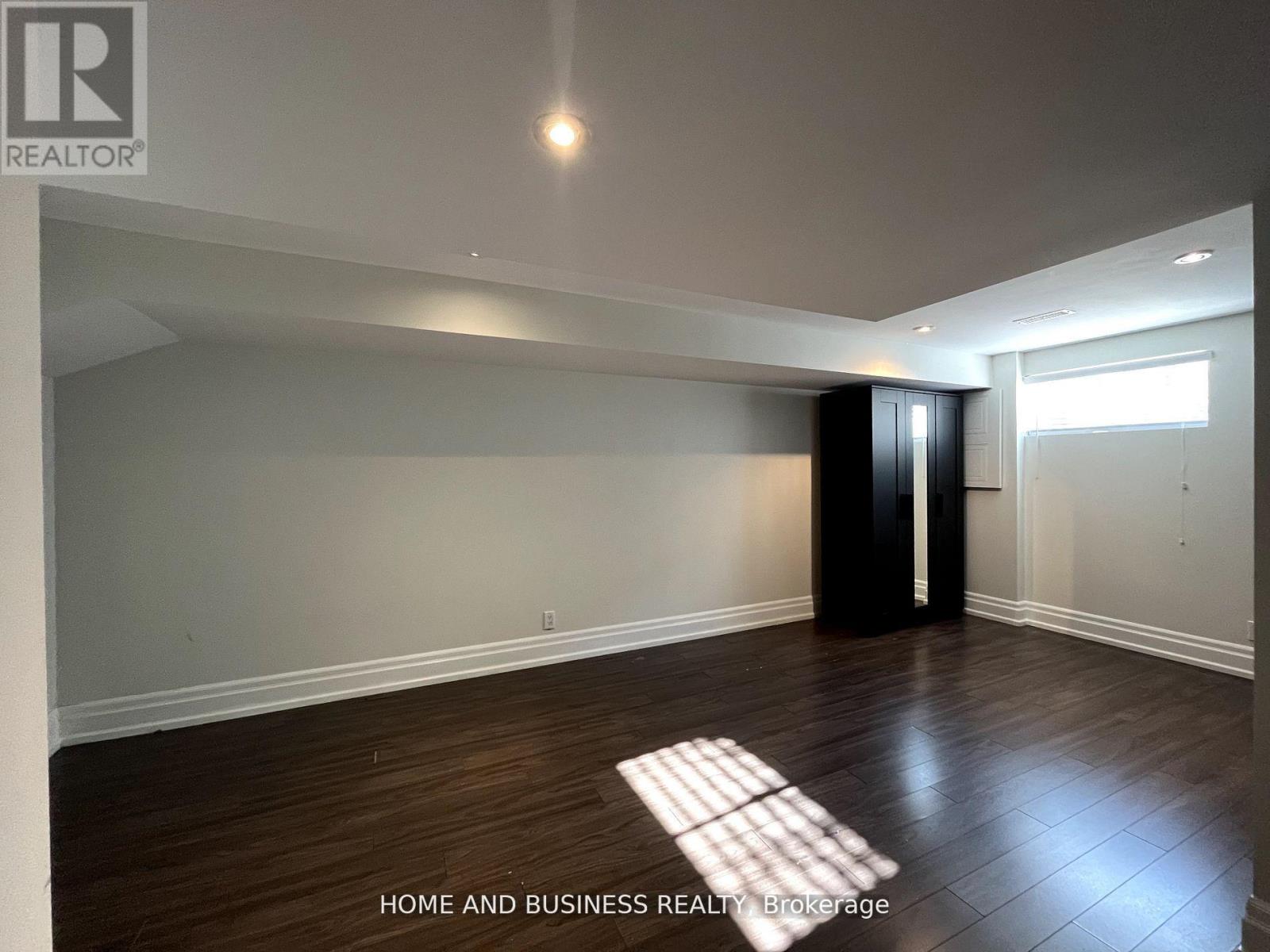 376 Ashbury Road, Oakville, Ontario  L6K 2M7 - Photo 15 - W13690178