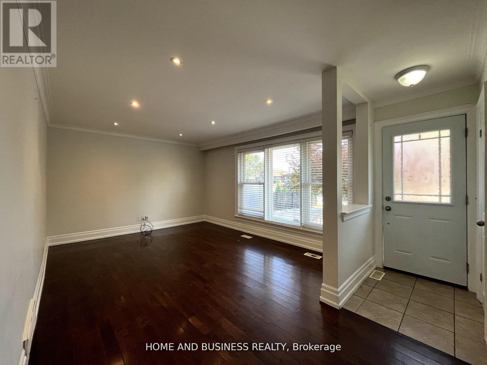 376 Ashbury Road, Oakville, Ontario  L6K 2M7 - Photo 4 - W13690178